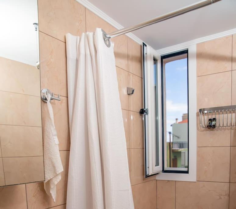 Seafront Central Apt In Lavrio Διαμέρισμα Εξωτερικό φωτογραφία