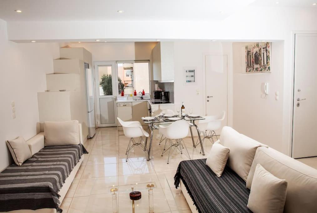Seafront Central Apt In Lavrio Διαμέρισμα Εξωτερικό φωτογραφία