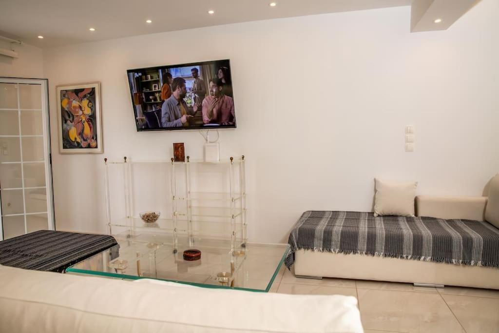 Seafront Central Apt In Lavrio Διαμέρισμα Εξωτερικό φωτογραφία