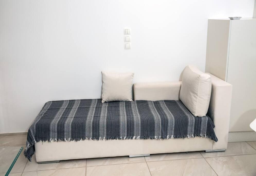 Seafront Central Apt In Lavrio Διαμέρισμα Εξωτερικό φωτογραφία