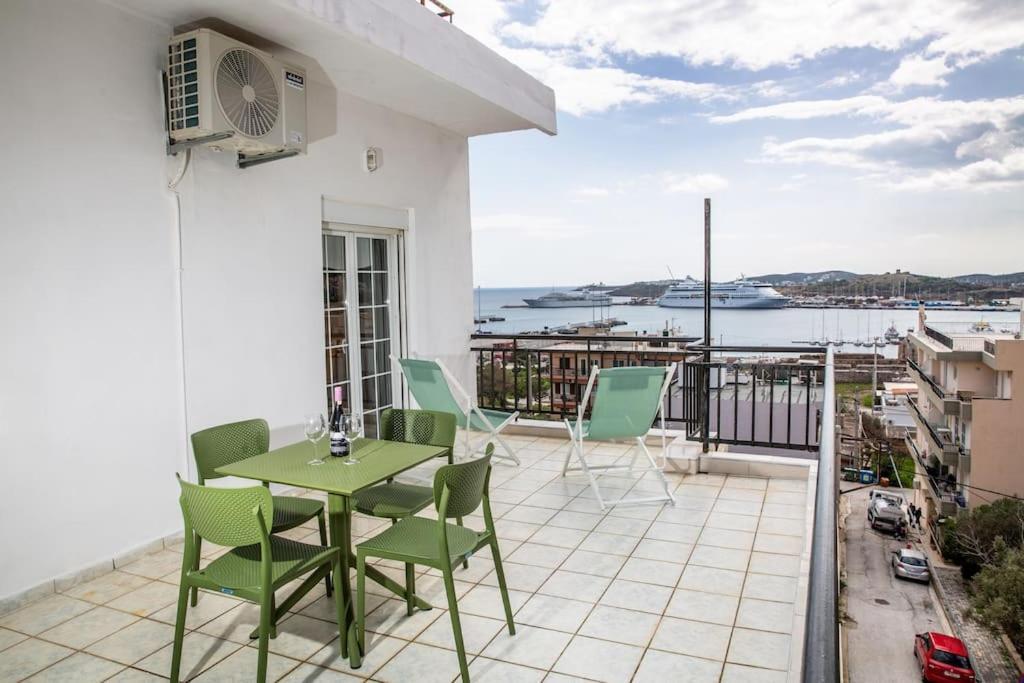 Seafront Central Apt In Lavrio Διαμέρισμα Εξωτερικό φωτογραφία