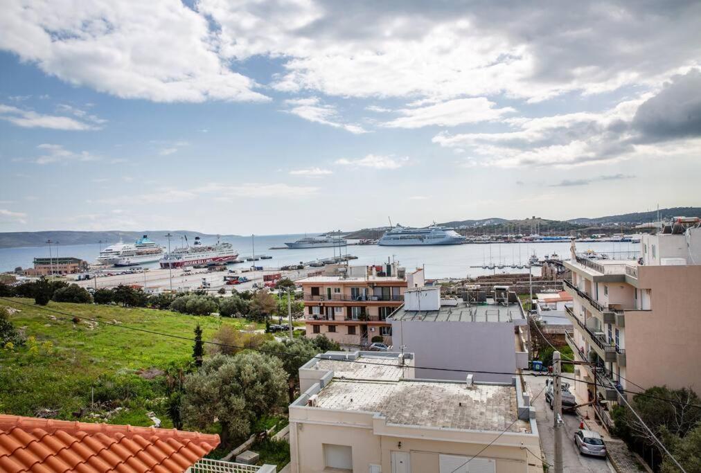 Seafront Central Apt In Lavrio Διαμέρισμα Εξωτερικό φωτογραφία